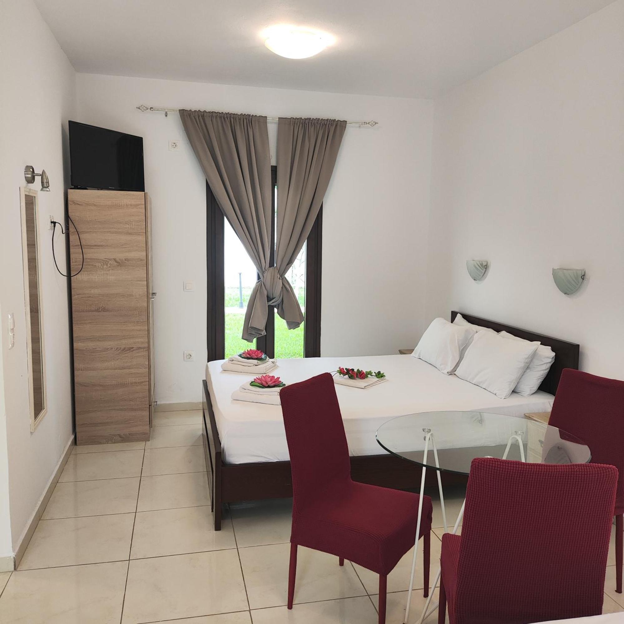 Ekaterini Apartments Gouvia Exterior foto